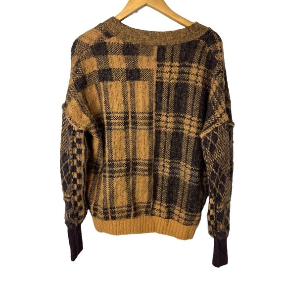 Free People Sepia Plaid Jacquard Oversized Cardigan Brown Size Small OB1530739 - Picture 6 of 10